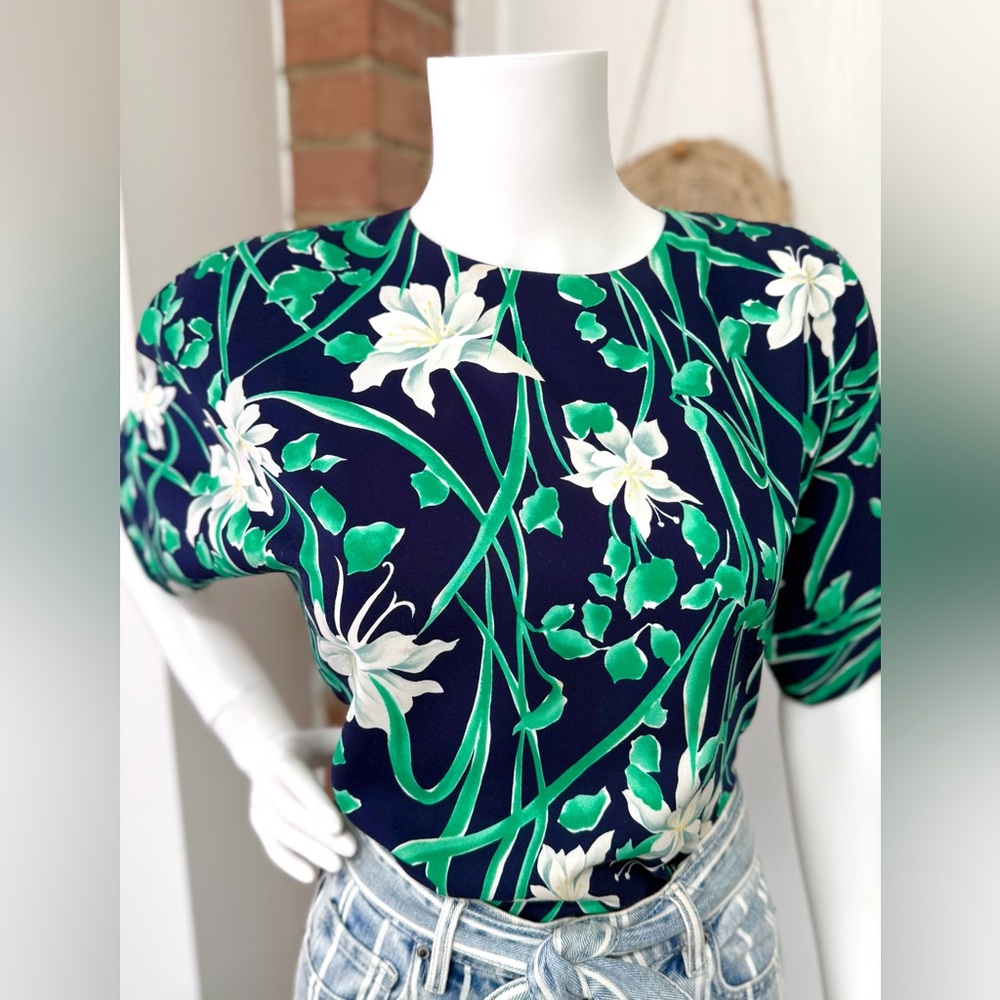 Vintage Pendleton Navy Blue Tropical Floral Short Sleeve Top Size M